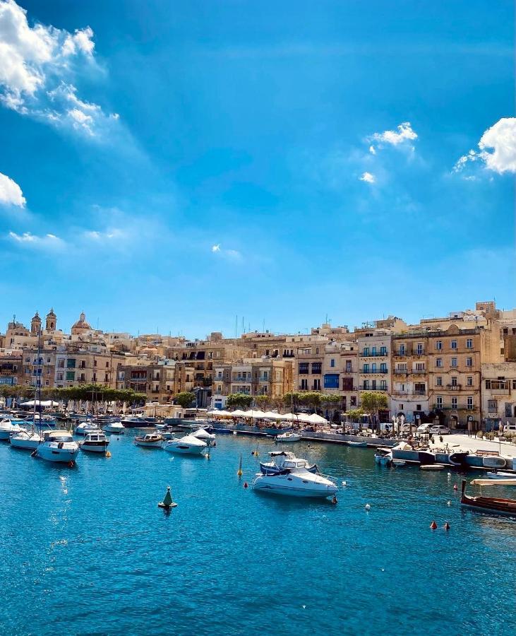 New & Unique Apartment - A 5 Minutes Ferry To Capital City Of Valletta セングレア エクステリア 写真