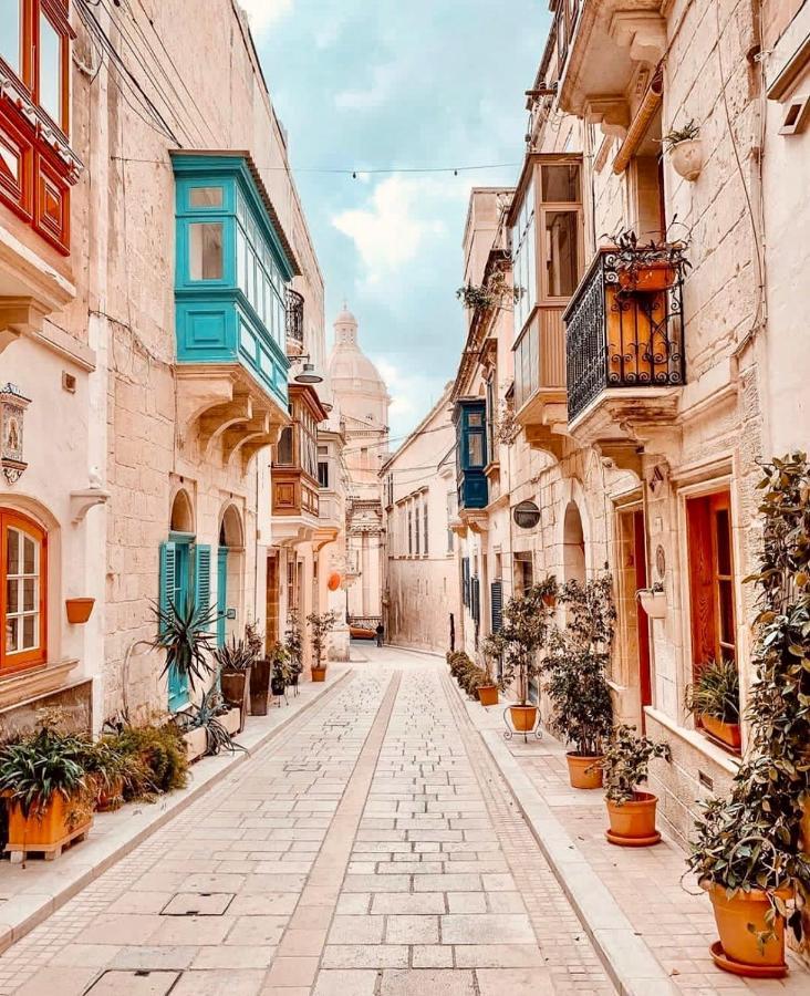 New & Unique Apartment - A 5 Minutes Ferry To Capital City Of Valletta セングレア エクステリア 写真